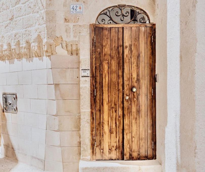 Torre Dalu' - A Due Passi Dalla Spiaggia Di Porta Vecchia, Con Terrazzo Privato E Netflix Monopoli Zewnętrze zdjęcie